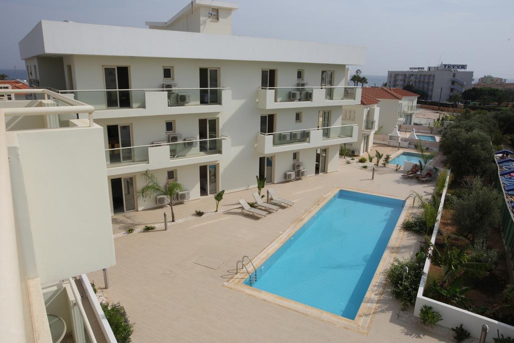 Athena Beach Villas Protarász Kültér fotó