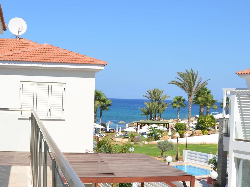 Athena Beach Villas Protarász Kültér fotó