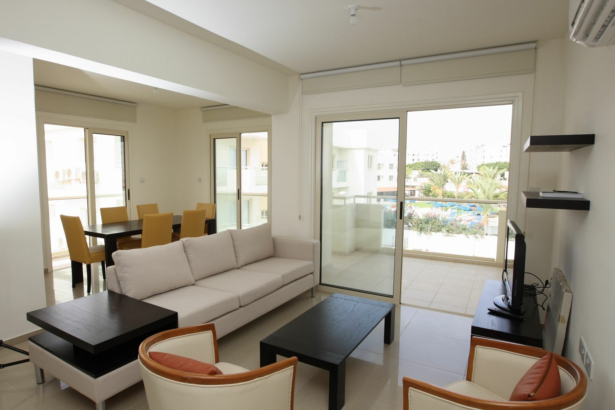 Athena Beach Villas Protarász Kültér fotó