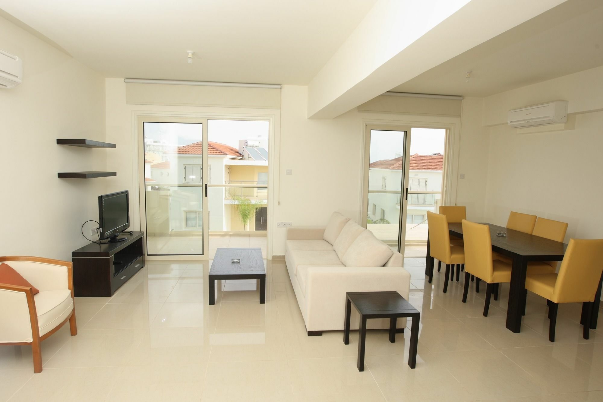 Athena Beach Villas Protarász Kültér fotó